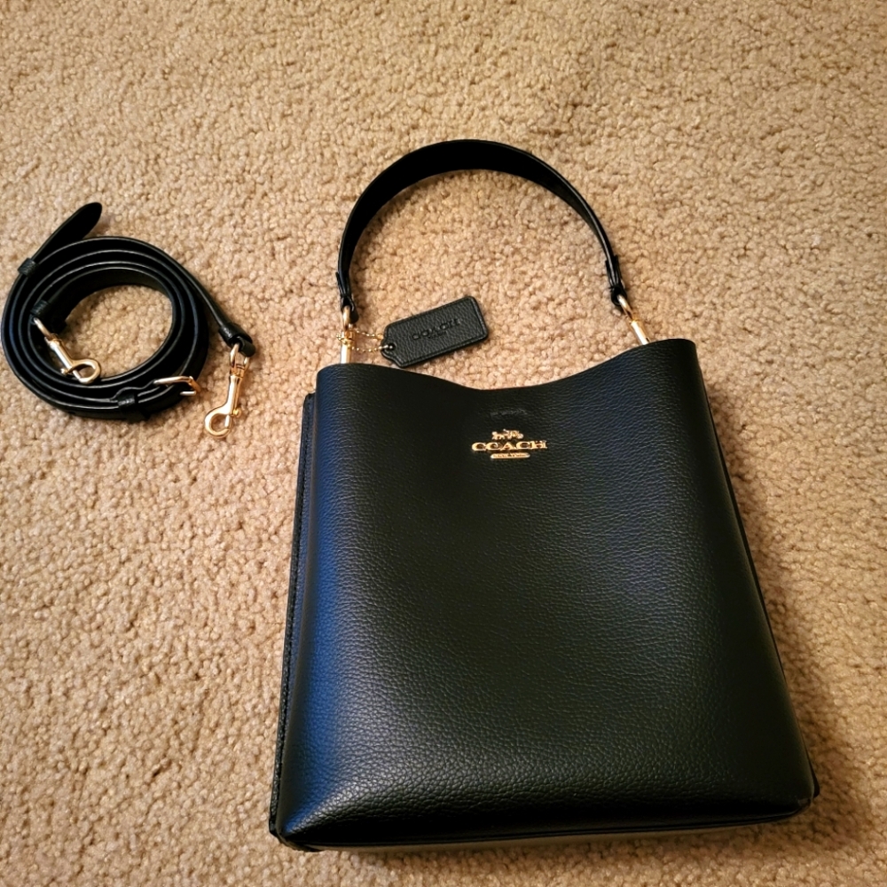 COACH Mollie Bucket Bag 22